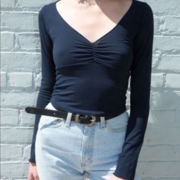 Brandy Melville Tops - Rare charlize/Gina top long